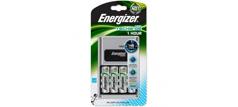 Energizer 1 Hour Charger with Four AA Batteries 